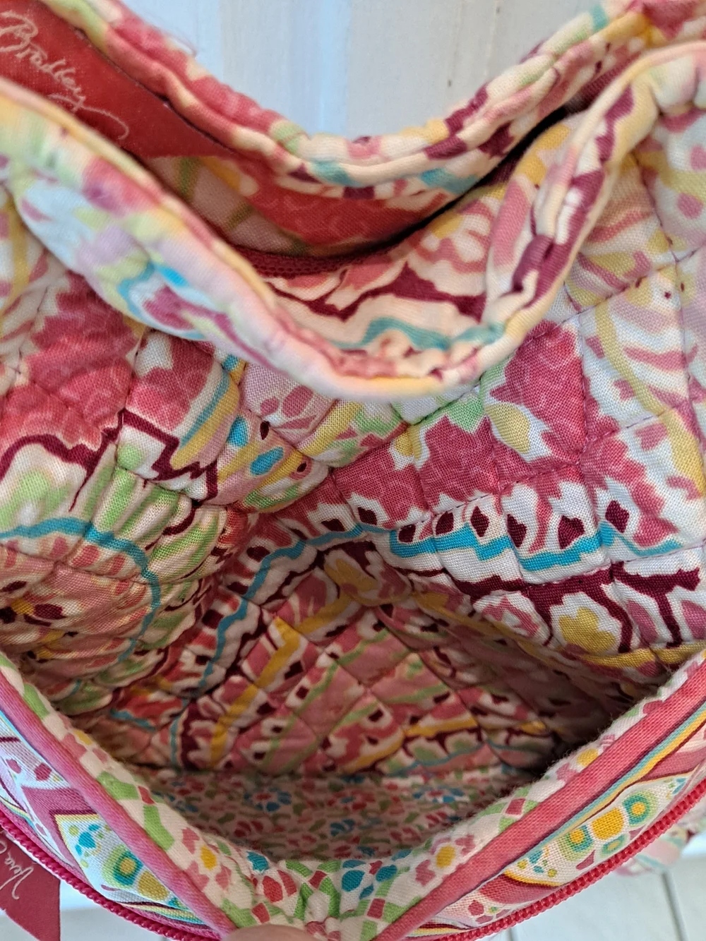 Vera Bradley Capri Melon Pink Multi Quilted Paisley Retired Cotton Crossbody - Picture 2 of 10